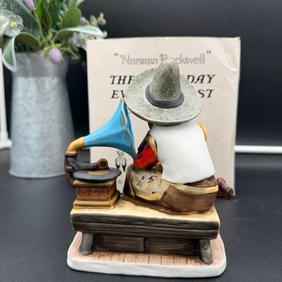 Norman Rockwell "Dreams of Long Ago" Figurine Signed - Picture 2 of 3